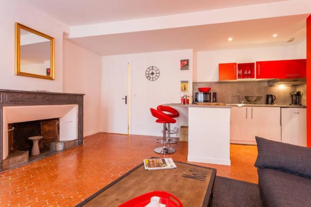 L'Entrecasteaux Apartment เอ็ก-ซอง-โพรวองซ์ ภายนอก รูปภาพ